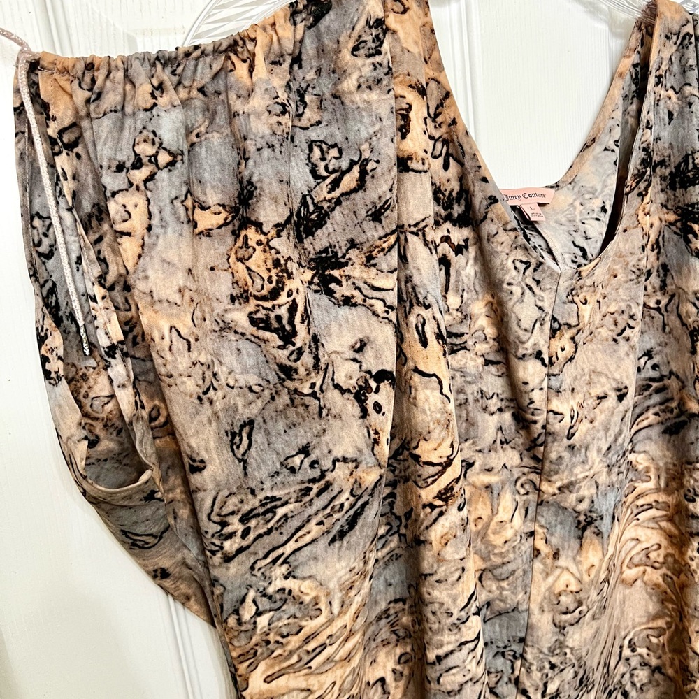 Juicy Couture Abstract Print Sleeveless Blouse